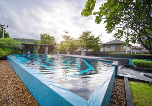 4 BR Saransiri Villa 2#l Pool Gym Garage Netflix