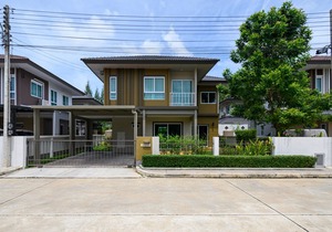4 BR Saransiri Villa 2#l Pool Gym Garage Netflix