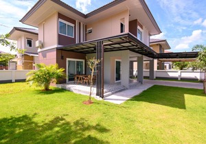 4 BR Saransiri Villa 1#l Pool Gym Garage Netflix
