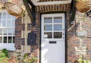 4 Canalside Cottages