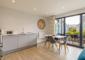 4 Challacombe - Luxury Apartment at Byron Woolacombe, only 4 minute walk to Woolacombe Beach!