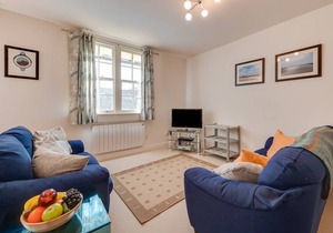 4 Dormy House