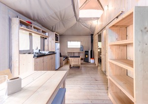 4-person glamping tent in the holiday park Landal Glamping Neufchâteau