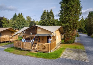 4-person glamping tent in the holiday park Landal Glamping Neufchâteau