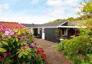 4 person holiday home in Struer