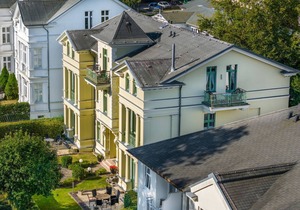 4-room apartment with conservatory and terrace in a top location on the Baltic Sea beach