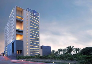 4-Star Hotel ∙ Novotel Chennai OMR