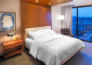 4-Star Hotel ∙ Le Méridien Columbus, The Joseph