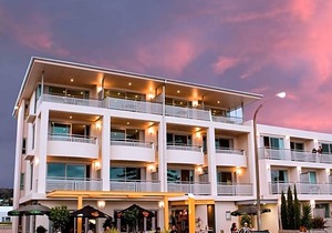 4-Star Hotel ∙ The Crown Hotel