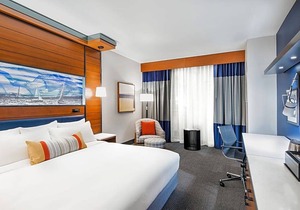 4-Star Hotel ∙ The Heathman Hotel Kirkland