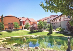 4-Star Zermatt Resort King Villa with Full Kitchen-Only 15 Mins to Park City!