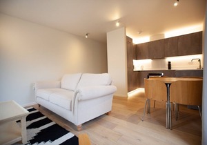 4 The Hideaway (2mins from the beach)