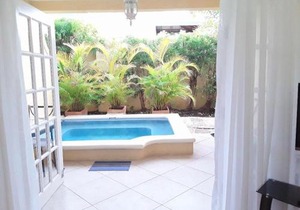 #4 Westland Villa with pool across from West Coast beach