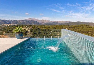 400 m² House ∙ 4 bedrooms ∙ 8 guests
