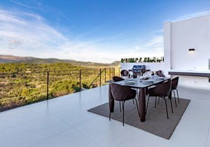 400 m² House ∙ 4 bedrooms ∙ 8 guests