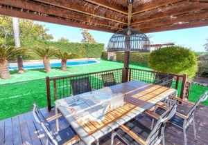 400 m² Villa ∙ 4 bedrooms ∙ 8 guests