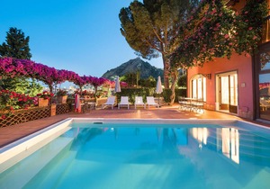 400 m² Villa ∙ 5 bedrooms ∙ 10 guests