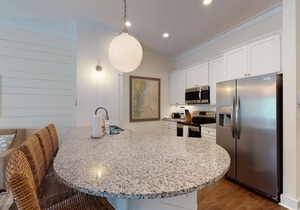 400 Ocean Suites at the Heart of St.Simons Pier Village