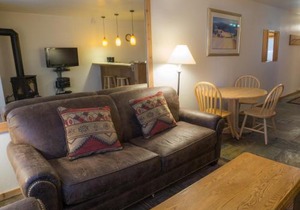 4025 Ski Trails