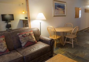 4025 Ski Trails