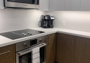 40th Floor One Bedroom Condo