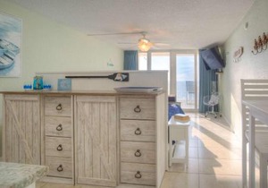 421 - Island Inn