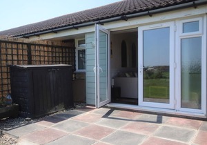 43C Medmerry Park 2 Beds Budget Chalet No Wifi