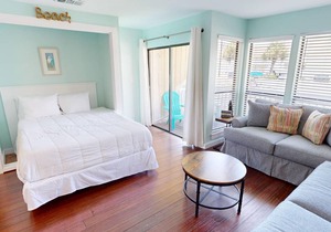 44 m² Condo ∙ 4 guests