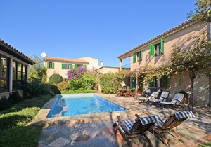 450 m² House ∙ 6 bedrooms ∙ 12 guests
