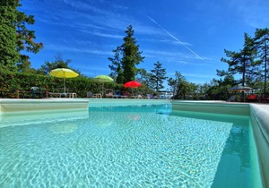 450 m² Villa ∙ 9 bedrooms ∙ 20 guests