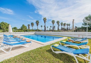 460 m² Villa ∙ 4 bedrooms ∙ 8 guests