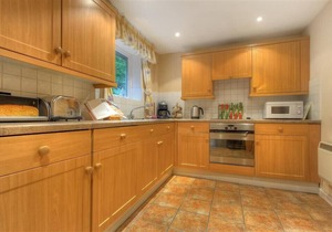 48 FERNHILL HEIGHTS, pet friendly in Charmouth