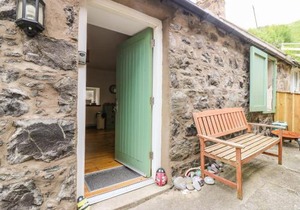 49 Crovie Village