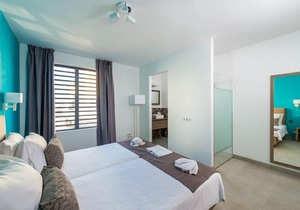 4BR Bonaire Villa steps to ocean
