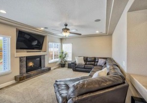 4BR Hot Tub Pool Table, Ping Pong, Foosball!