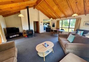 5 Alpine Avenue
