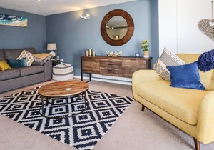5 BEACH SIDE APARTMENTS, family friendly in Holywell Bay