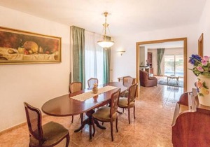 5 bedroom accommodation in Sant Pere Pescador