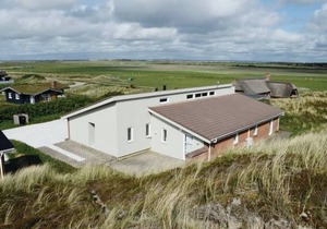 5 bedroom accommodation in Ringkøbing