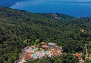 5 bedroom accommodation in Veprinac