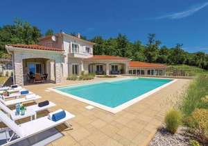 5 bedroom accommodation in Veprinac