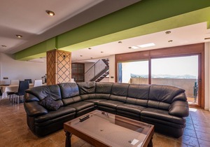 5 bedroom accommodation in Tordera