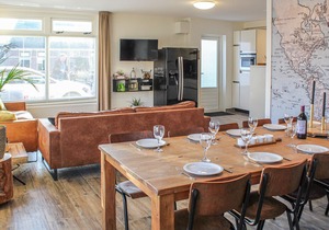 5 bedroom accommodation in Paesens