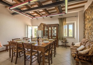 5 bedroom amazing home in Paganico GR