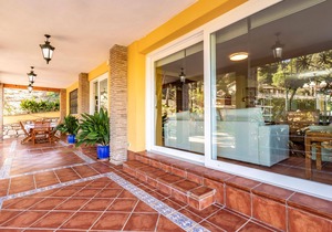5 bedroom accommodation in Alhaurin de la Torre