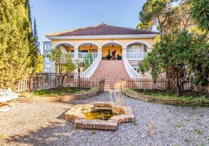 5 bedroom accommodation in Alhaurin de la Torre