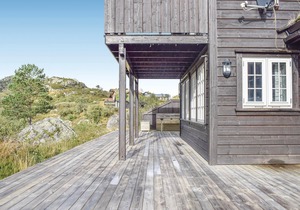 5 bedroom stunning home in åseral