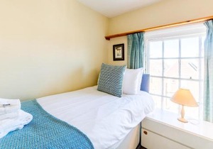 5 Coastguard Cottages