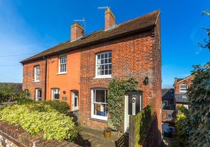 5 Coastguard Cottages