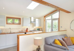 5 FARAWAY FIELDS, romantic, luxury holiday cottage in Dobwalls